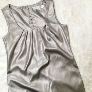 Trina Turk metallic Silver Pewter Shift dress New size 0 Xs